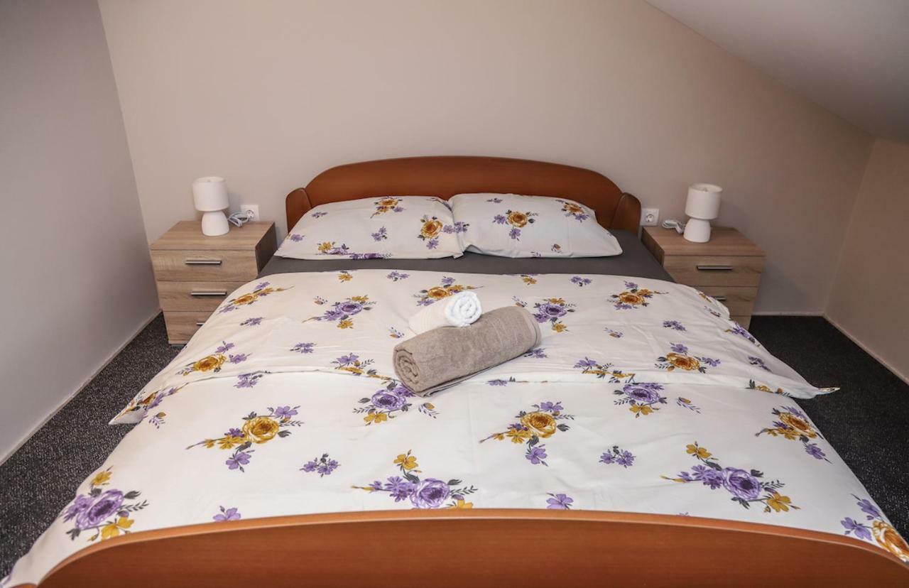 Hotel Zrinski 코프리브니차 외부 사진