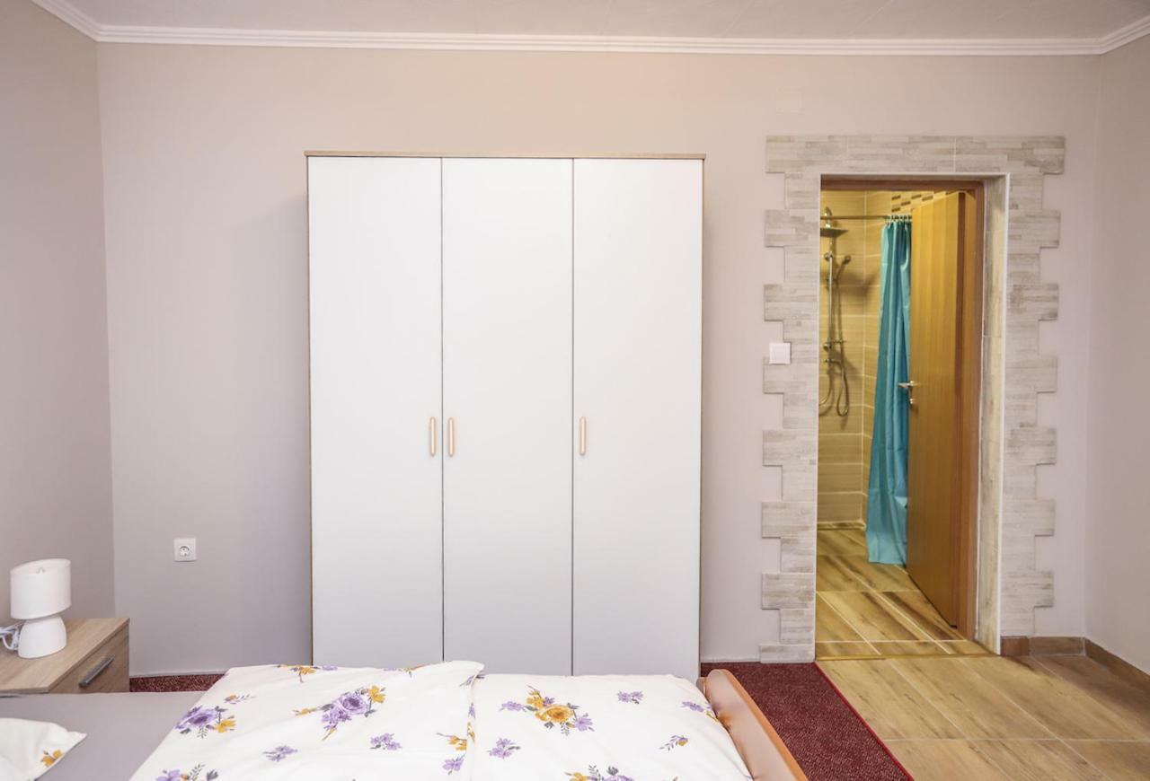 Hotel Zrinski 코프리브니차 외부 사진